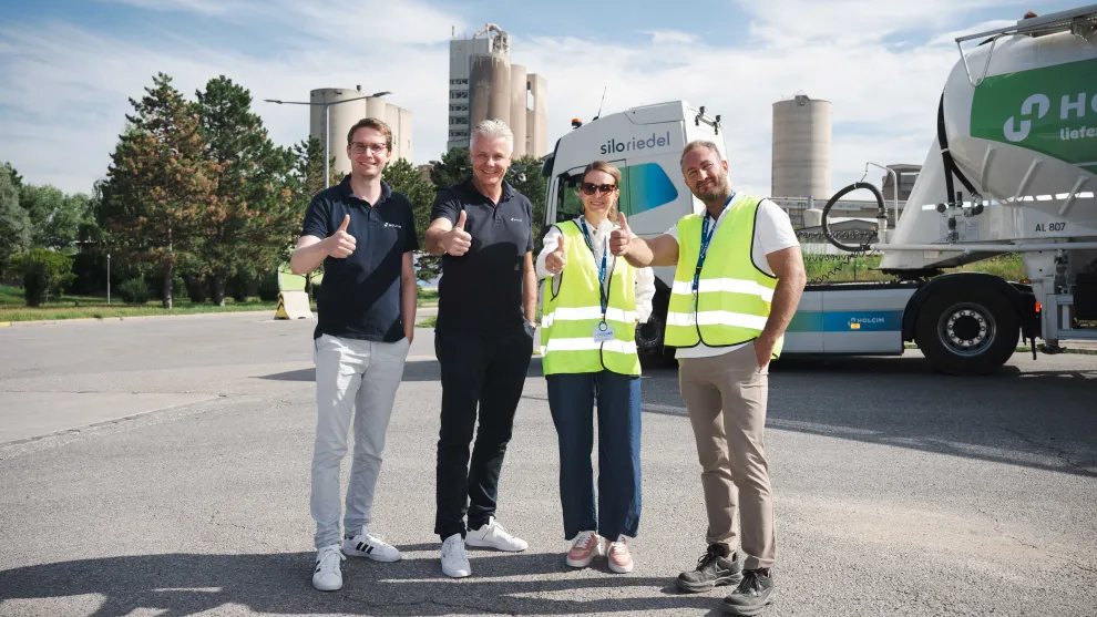 Holcim Silo Riedel Personen