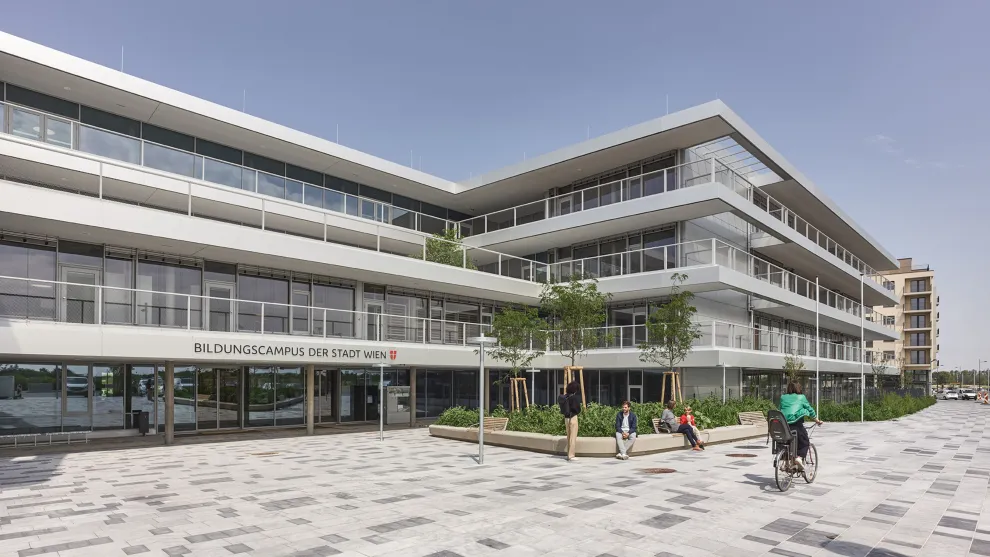 csm_007_bildungscampus-aspern_wien-2021_karl-bremhorst-architekten_wga-zt_foto_kurt.hoerbst_111636_0b5d27dd1c.jpg