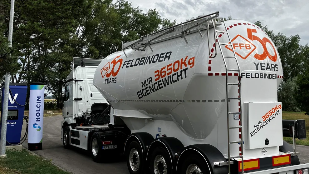 daimler-truck_etruck-2_1.jpg